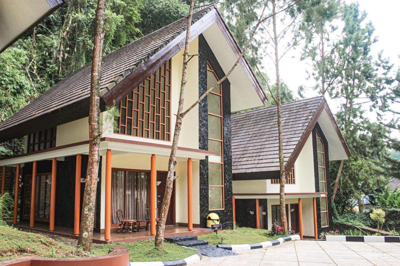 Lembah Permai Resort Sindanglaya Exterior foto